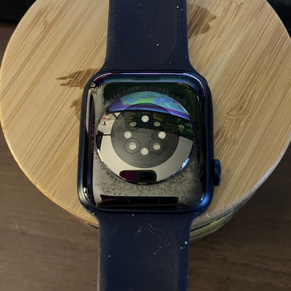 Apple Watch Series 6 with Navy Band & Charger - Picture 2 of 2